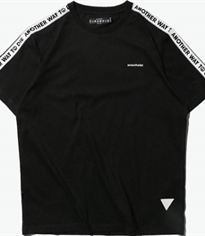 市场上装-T恤-休闲男装t恤