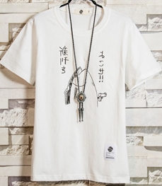 市场上装-T恤-时尚男装t恤