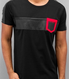 市场上装-T恤-时尚男装t恤