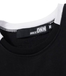 市场上装-T恤-休闲男装t恤