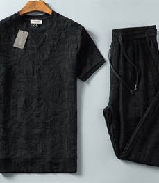 市场上装-套装-休闲男装套装