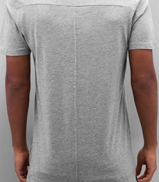 市场上装-T恤-时尚男装t恤