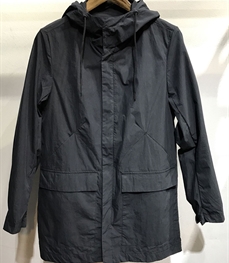 市场上装-中长外套-时尚男装中长外套