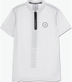 市场上装-T恤-休闲男装t恤