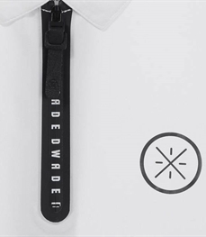 市场上装-T恤-休闲男装t恤