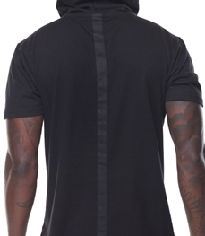 市场上装-T恤-时尚男装t恤