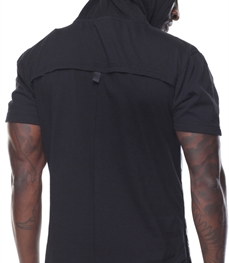 市场上装-T恤-时尚男装t恤