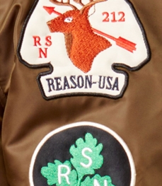 市场上装-夹克-时尚男装夹克