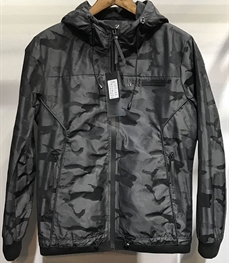 市场上装-夹克-时尚男装夹克