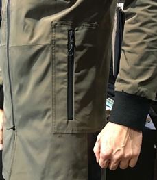 市场上装-中长外套-时尚男装中长外套