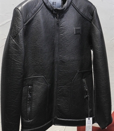市场上装-皮衣-时尚男装皮衣