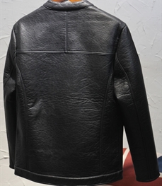 市场上装-皮衣-时尚男装皮衣