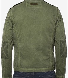 市场上装-夹克-时尚男装夹克