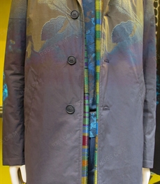 市场上装-大衣-（实拍）时尚商务大衣