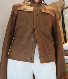 市场上装-皮衣-（实拍）时尚商务皮衣