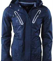 市场上装-中长外套-时尚男装中长外套