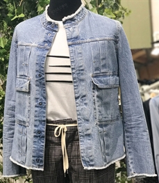 市场上装-夹克-（实拍）休闲男装夹克