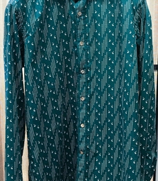 市场上装-衬衫-（实拍）时尚商务衬衫