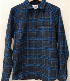 市场上装-衬衫-（实拍）时尚商务衬衫