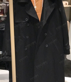 市场上装-大衣-（实拍）时尚商务大衣