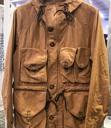 市场上装-中长外套-（实拍）休闲男装中长外套