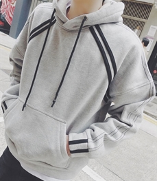 市场上装-卫衣-时尚男装卫衣