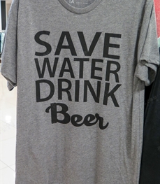 市场上装-T恤-（实拍）休闲男装t恤