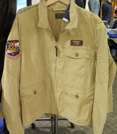 市场上装-夹克-（实拍）时尚商务夹克