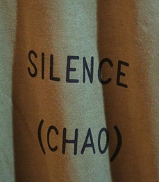 市场上装-T恤-时尚男装t恤