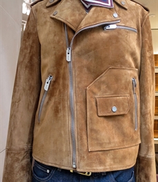 市场上装-皮衣-（实拍）休闲男装皮衣
