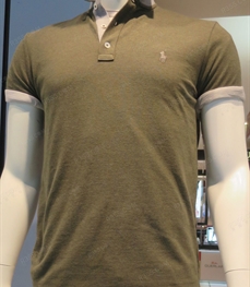 市场上装-T恤-（实拍）时尚商务T恤