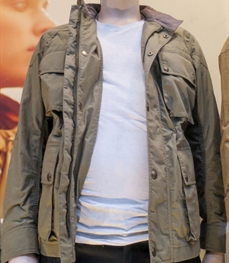 市场上装-中长外套-（实拍）时尚商务派克