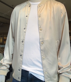 市场上装-夹克-（实拍）时尚商务夹克