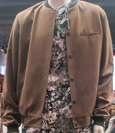 市场上装-夹克-（实拍）时尚商务夹克