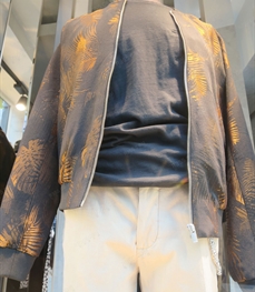 市场上装-夹克-（实拍）时尚商务夹克