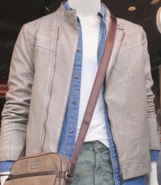 市场上装-皮衣-（实拍）时尚商务皮衣