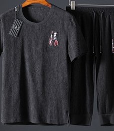 市场上装-套装-休闲男装套装