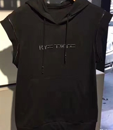 市场上装-T恤-时尚男装t恤