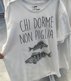 市场上装-T恤-（实拍）休闲男装t恤