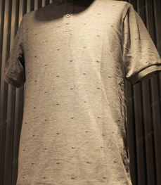 市场上装-T恤-（实拍）时尚商务t恤