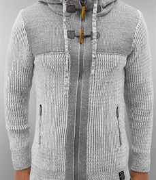 市场上装-毛衫-时尚男装毛衫