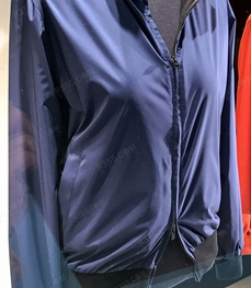 市场上装-夹克-（实拍）时尚商务夹克