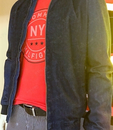 市场上装-夹克-（实拍）时尚商务夹克