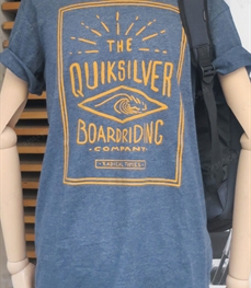 市场上装-T恤-（实拍）休闲男装t恤