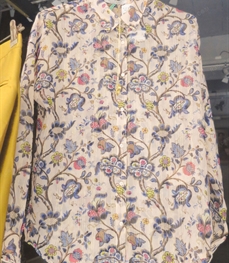 市场上装-衬衫-（实拍）时尚商务衬衫