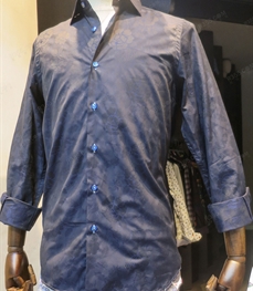 市场上装-衬衫-（实拍）时尚商务衬衫