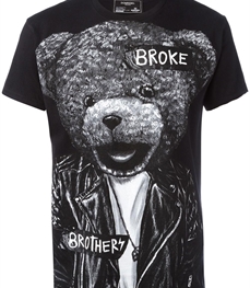 市场上装-T恤-休闲男装t恤