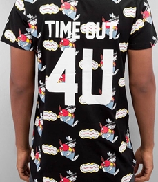 市场上装-T恤-时尚男装t恤