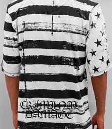 市场上装-T恤-时尚男装t恤