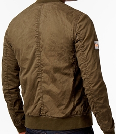 市场上装-夹克-时尚男装夹克